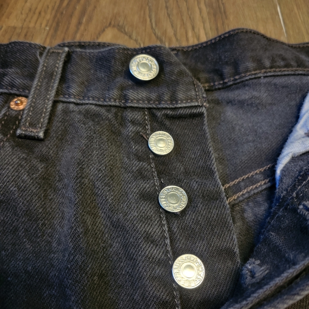 Vintage Levis 501 Button Fly Black Denim Distressed Cut Off Shorts - Picture 3 of 12